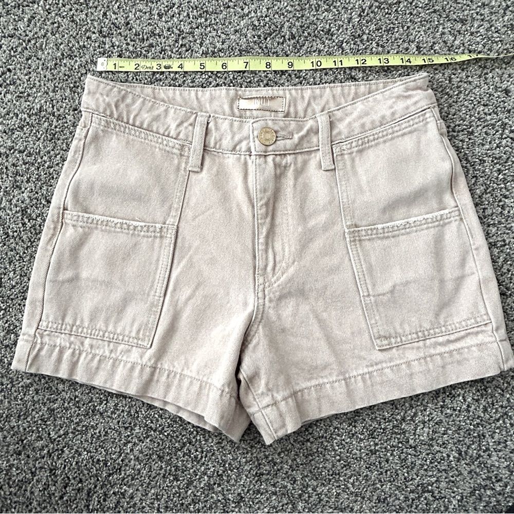 Kut from the Kloth Beige Utility Shorts - Picture 12 of 16